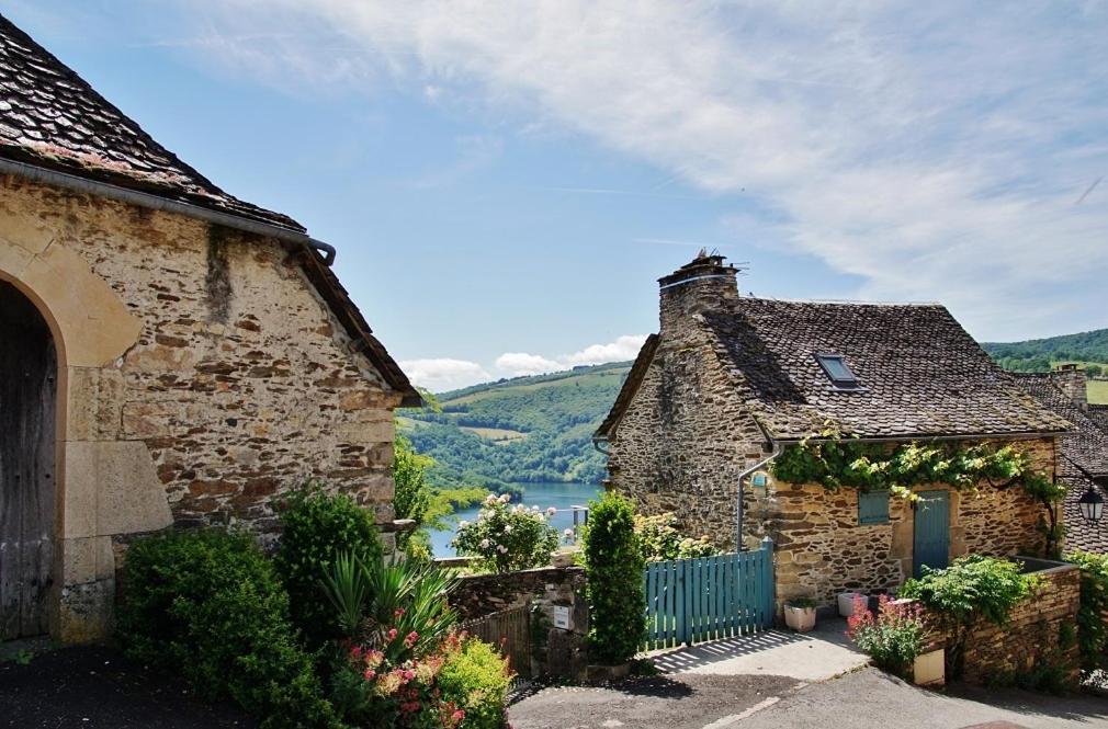 Auberge Du Lac Mandailles  Eksteriør bilde